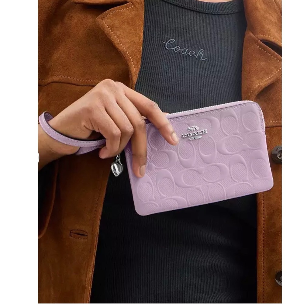 Coach Embossed Signature Logo Lavender Leather Wristlet Pouch Bag Charm - Picture 3 of 5